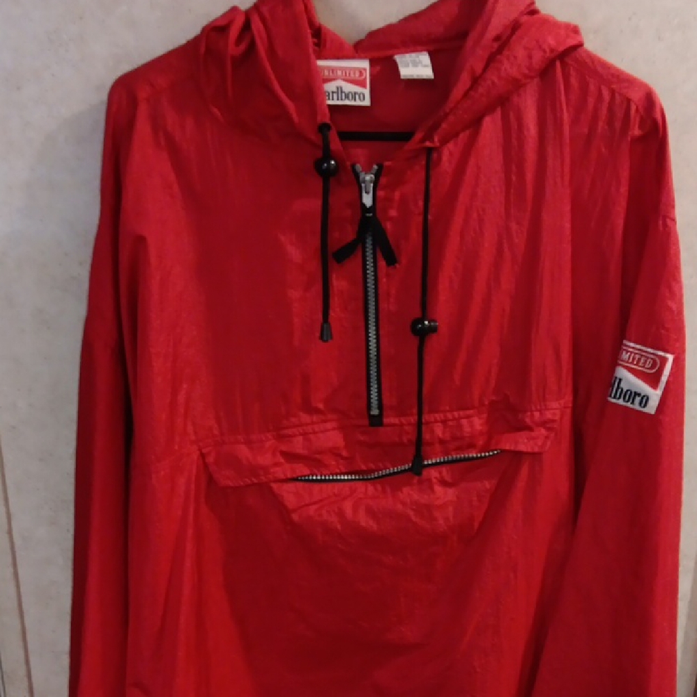 Marlboro Red Pullover Jacket with Zipper